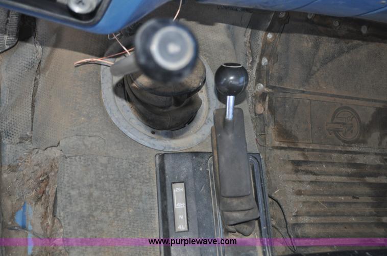 image for item C3329 1983 Chevrolet Scottsdale C20 pickup truck