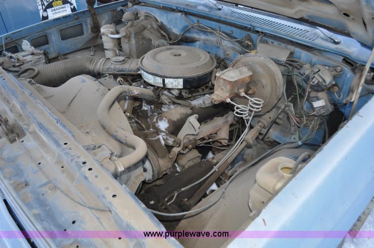 image for item C3329 1983 Chevrolet Scottsdale C20 pickup truck
