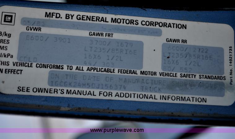 image for item C3329 1983 Chevrolet Scottsdale C20 pickup truck