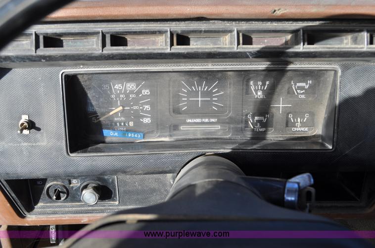 image for item C3330 1982 Ford F250 utility bed truck