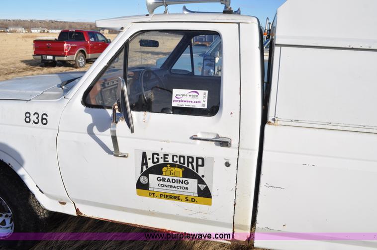 image for item C3330 1982 Ford F250 utility bed truck