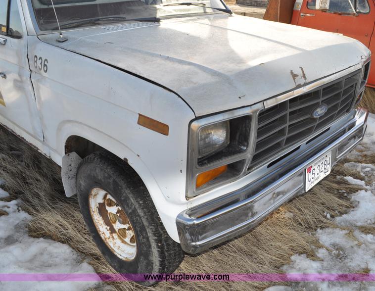 image for item C3330 1982 Ford F250 utility bed truck