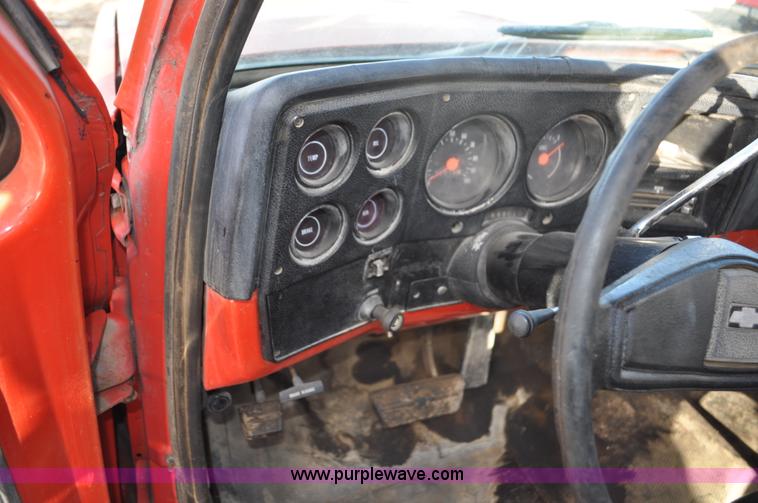 image for item C3331 1973 Chevrolet C30 Custom Deluxe flatbed truck