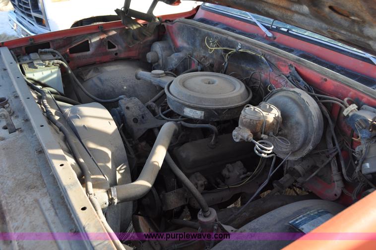 image for item C3331 1973 Chevrolet C30 Custom Deluxe flatbed truck