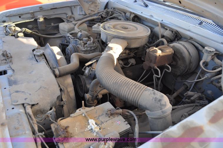 image for item C3332 1989 Dodge W250 pickup truck