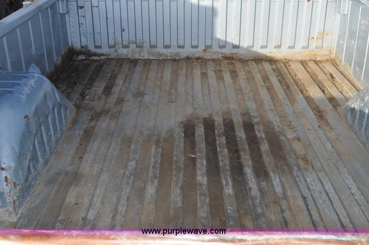 image for item C3332 1989 Dodge W250 pickup truck