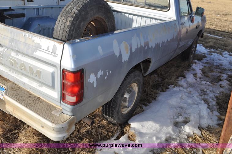 image for item C3332 1989 Dodge W250 pickup truck