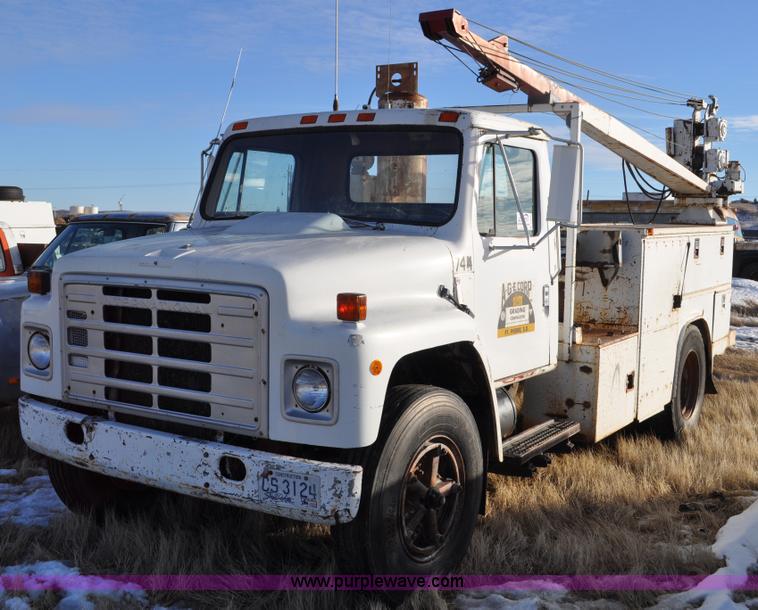 image for item C3333 1979 IHC S1824 utility bed truck