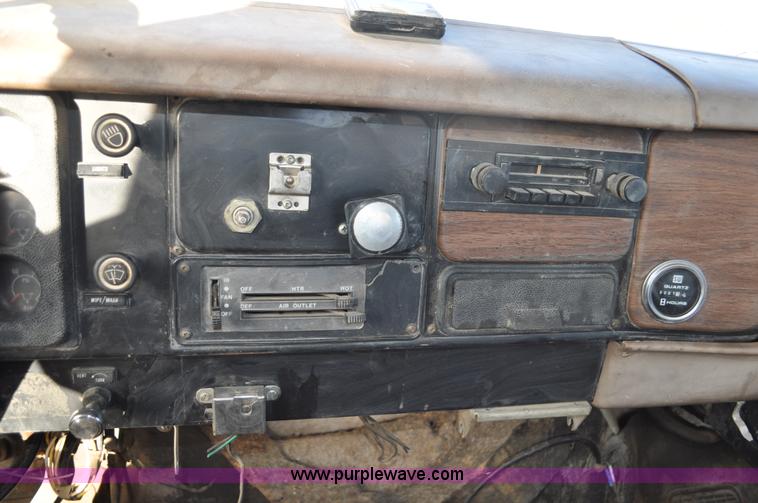 image for item C3333 1979 IHC S1824 utility bed truck