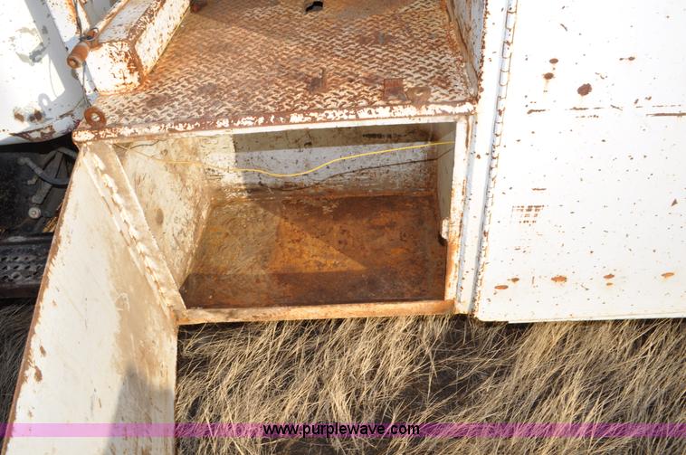 image for item C3333 1979 IHC S1824 utility bed truck