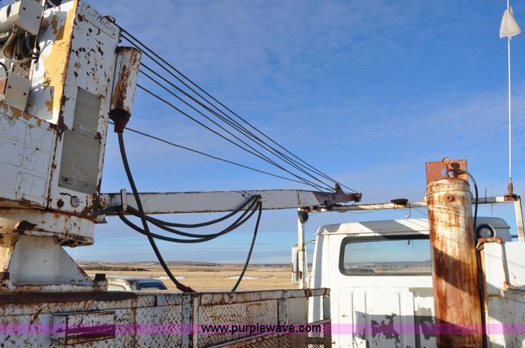 image for item C3333 1979 IHC S1824 utility bed truck