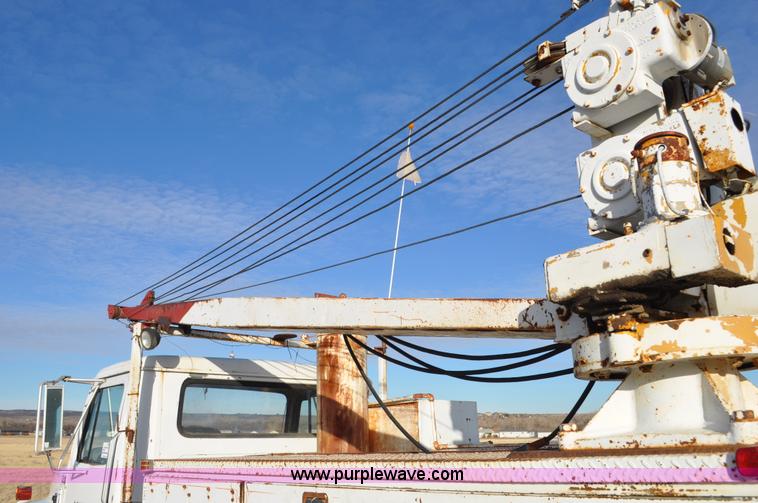 image for item C3333 1979 IHC S1824 utility bed truck