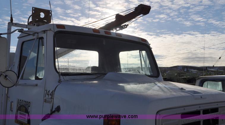 image for item C3333 1979 IHC S1824 utility bed truck