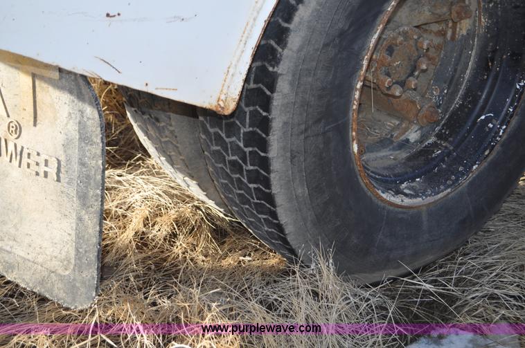 image for item C3333 1979 IHC S1824 utility bed truck