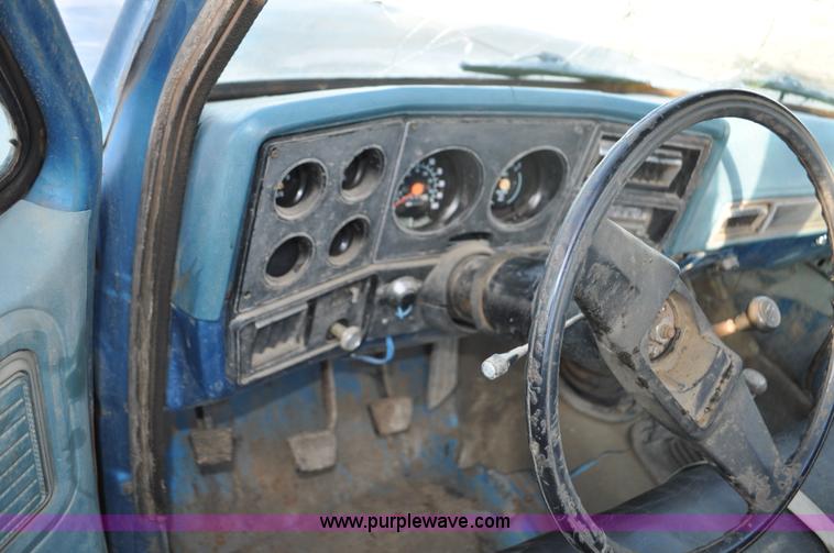 image for item C3334 1979 Chevrolet Scottsdale C20 pickup truck