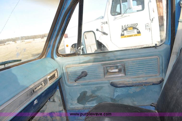 image for item C3334 1979 Chevrolet Scottsdale C20 pickup truck