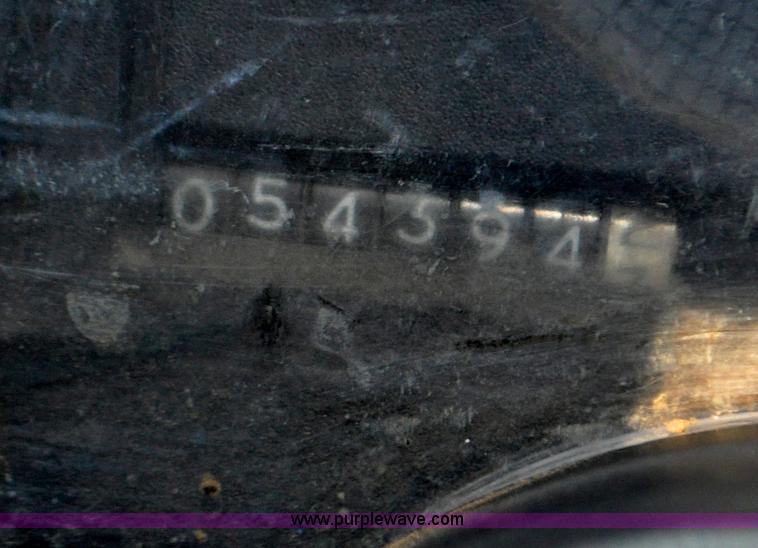 image for item C3336 1989 Chevrolet Scottsdale 2500 pickup truck