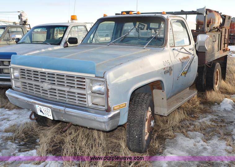 image for item C3337 1983 Chevrolet Scottsdale C30 utility truck