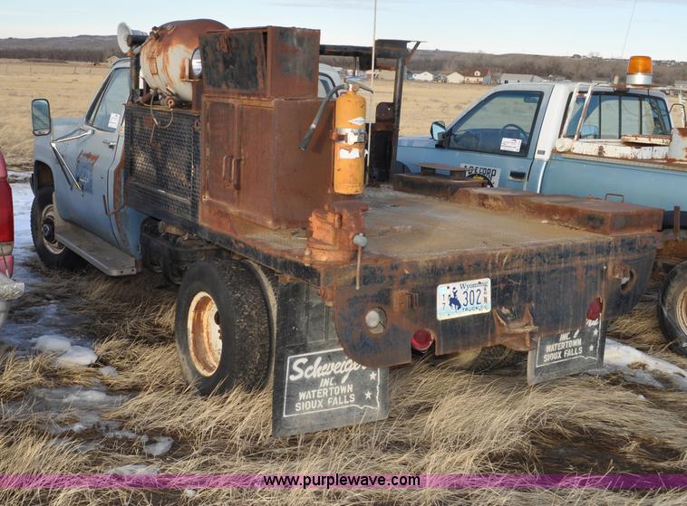 image for item C3337 1983 Chevrolet Scottsdale C30 utility truck