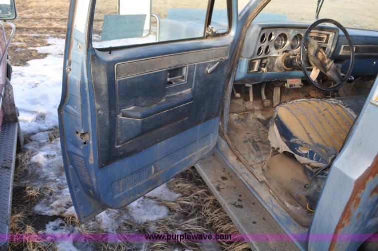 image for item C3337 1983 Chevrolet Scottsdale C30 utility truck