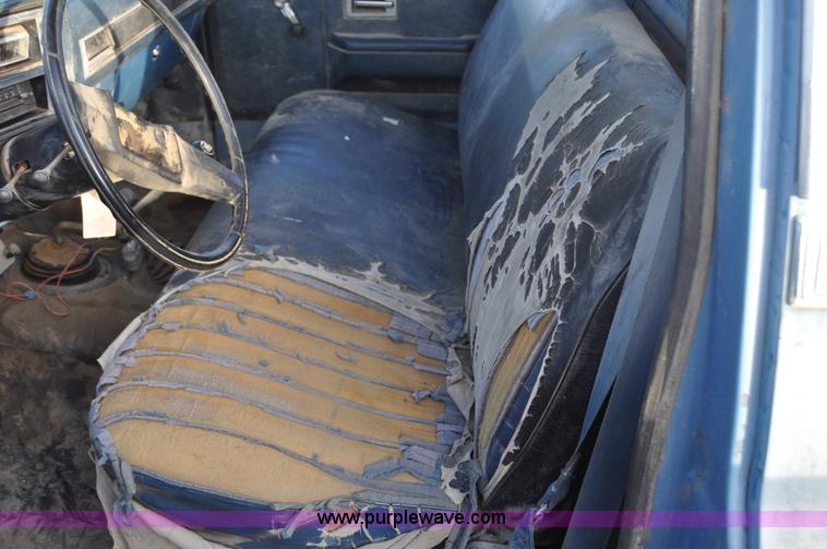 image for item C3337 1983 Chevrolet Scottsdale C30 utility truck