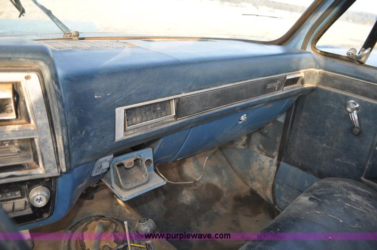 image for item C3337 1983 Chevrolet Scottsdale C30 utility truck