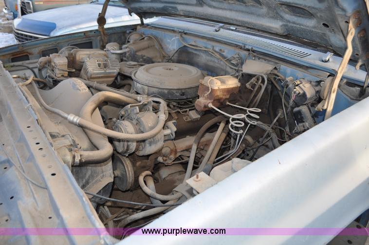 image for item C3337 1983 Chevrolet Scottsdale C30 utility truck