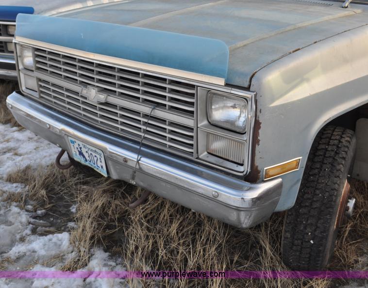 image for item C3337 1983 Chevrolet Scottsdale C30 utility truck