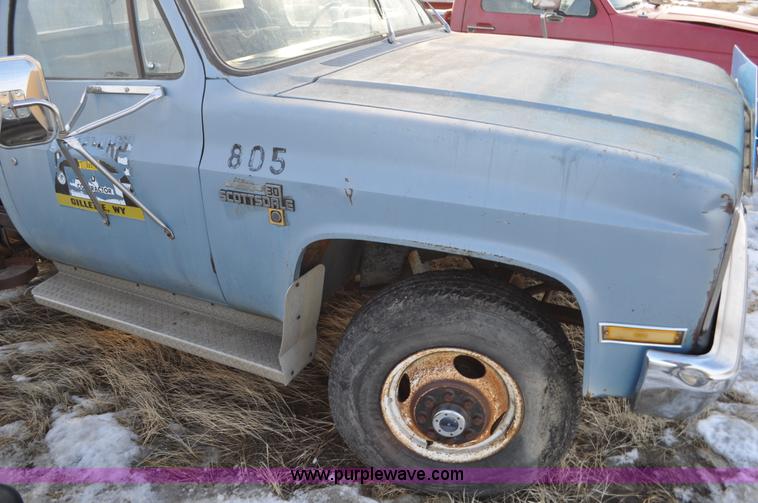 image for item C3337 1983 Chevrolet Scottsdale C30 utility truck
