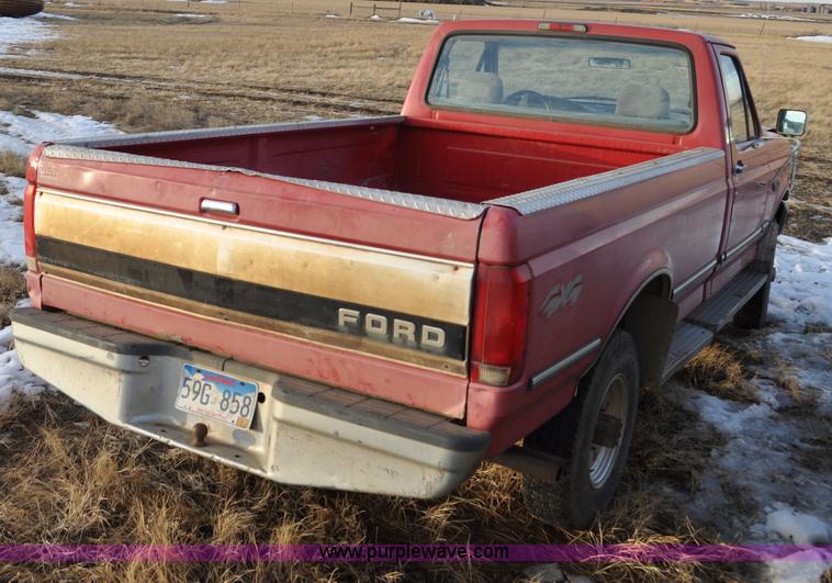 image for item C3338 1995 Ford F250 pickup truck
