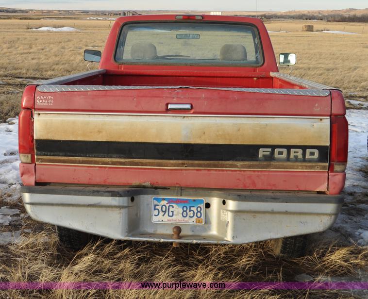 image for item C3338 1995 Ford F250 pickup truck