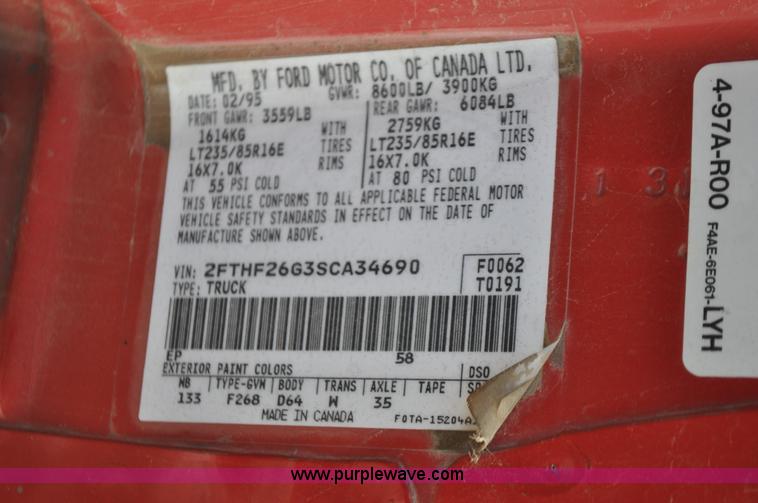 image for item C3338 1995 Ford F250 pickup truck