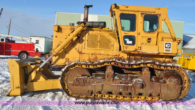 image for item C3339 1978 Caterpillar D9H dozer