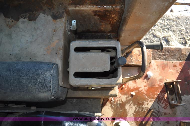 image for item C3339 1978 Caterpillar D9H dozer