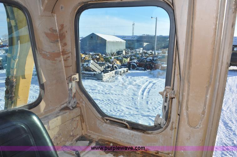 image for item C3339 1978 Caterpillar D9H dozer