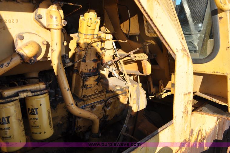 image for item C3339 1978 Caterpillar D9H dozer