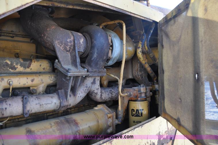 image for item C3339 1978 Caterpillar D9H dozer