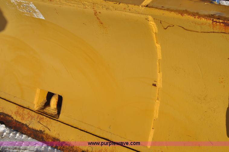 image for item C3339 1978 Caterpillar D9H dozer