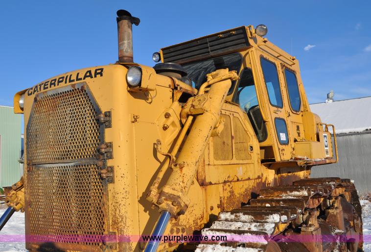 image for item C3339 1978 Caterpillar D9H dozer