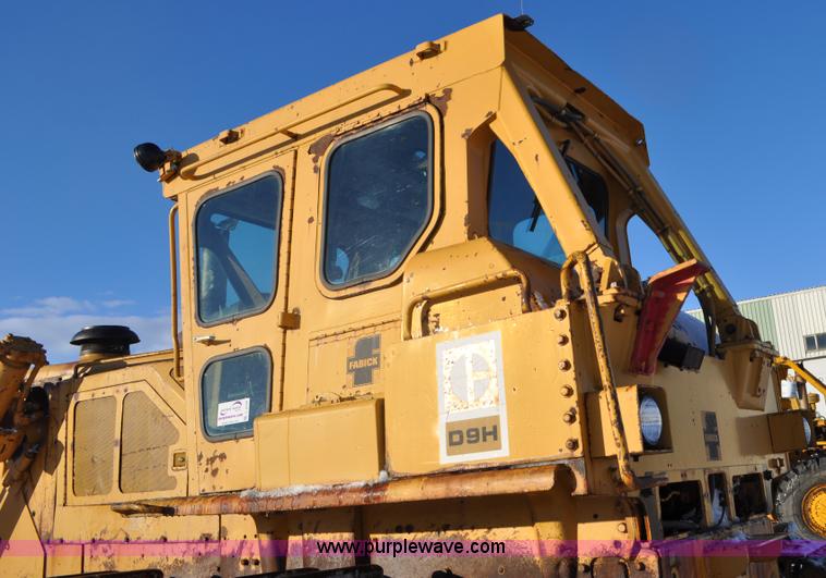image for item C3339 1978 Caterpillar D9H dozer