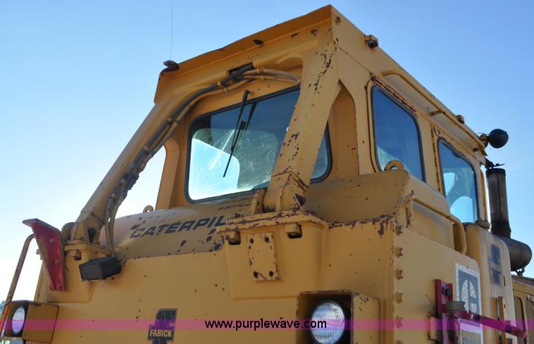 image for item C3339 1978 Caterpillar D9H dozer