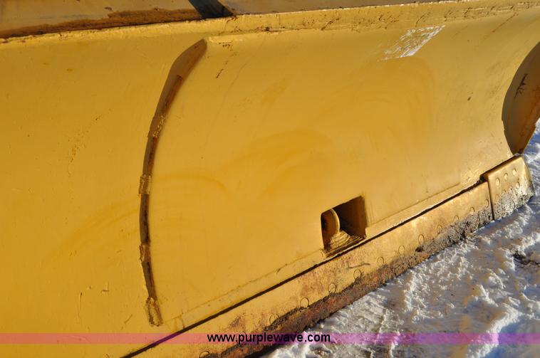 image for item C3339 1978 Caterpillar D9H dozer