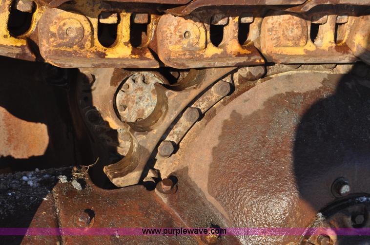 image for item C3339 1978 Caterpillar D9H dozer