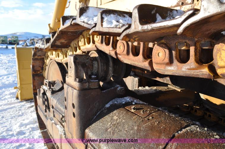 image for item C3339 1978 Caterpillar D9H dozer