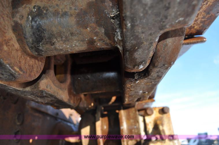 image for item C3339 1978 Caterpillar D9H dozer