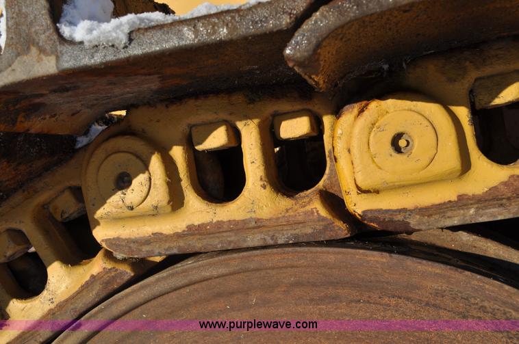 image for item C3339 1978 Caterpillar D9H dozer