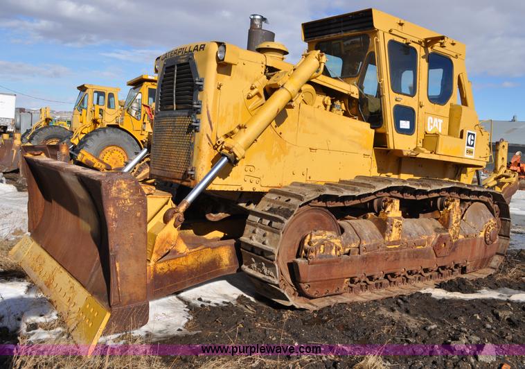 image for item C3340 1976 Caterpillar D9H dozer