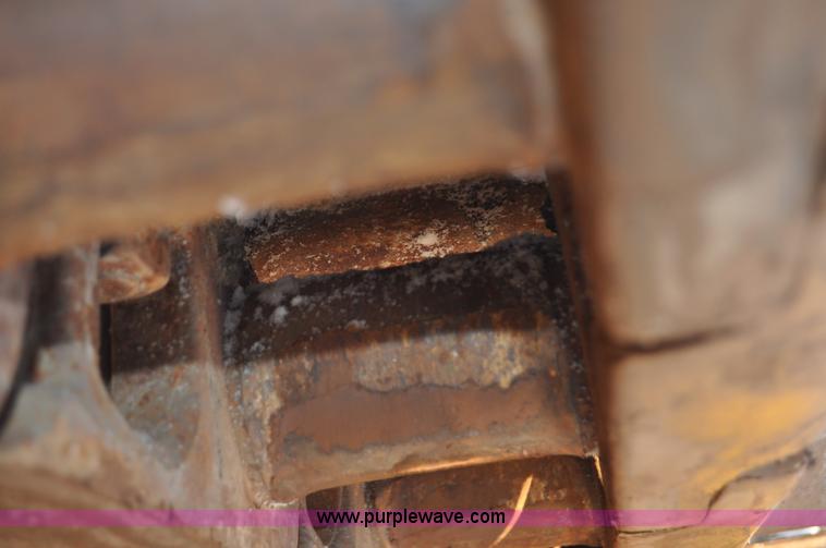 image for item C3340 1976 Caterpillar D9H dozer