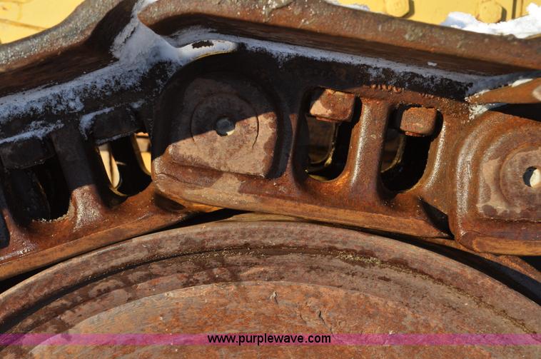 image for item C3340 1976 Caterpillar D9H dozer