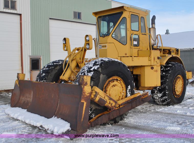 image for item C3341 1975 Caterpillar 824B articulated wheel dozer